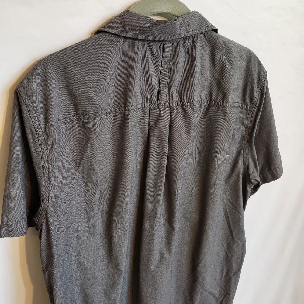 North face button down short sleeve collar pocket dark gray pre-owned small